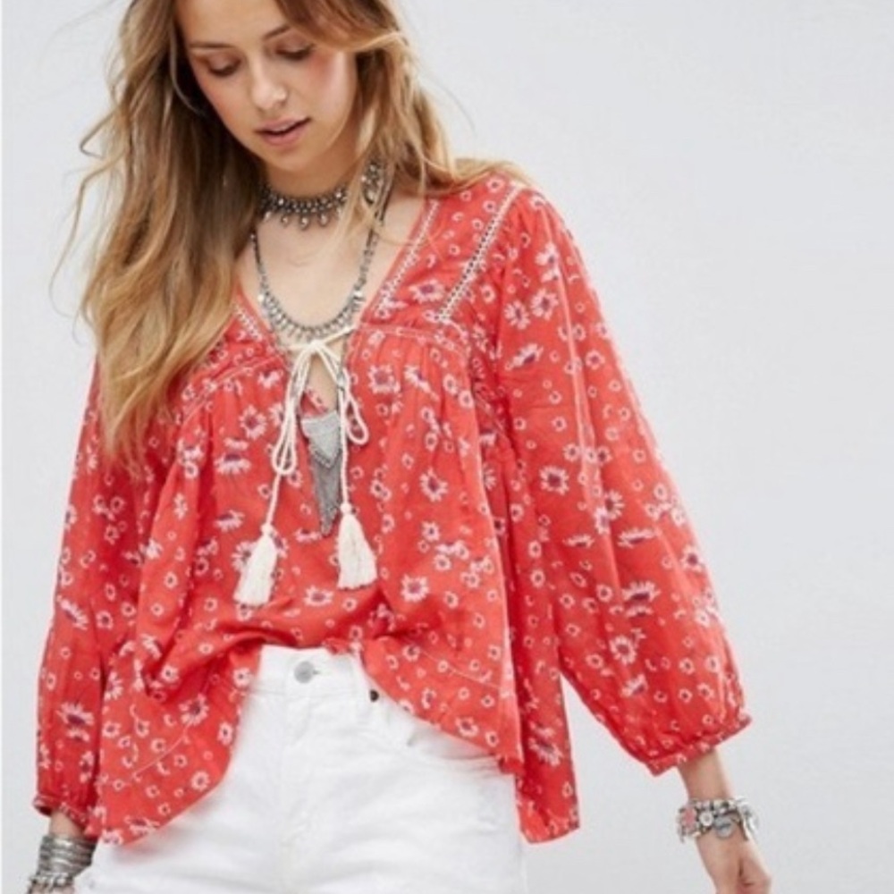 Free People Never A Dull Moment Peasant Top Red  SIZE M - Picture 3 of 5